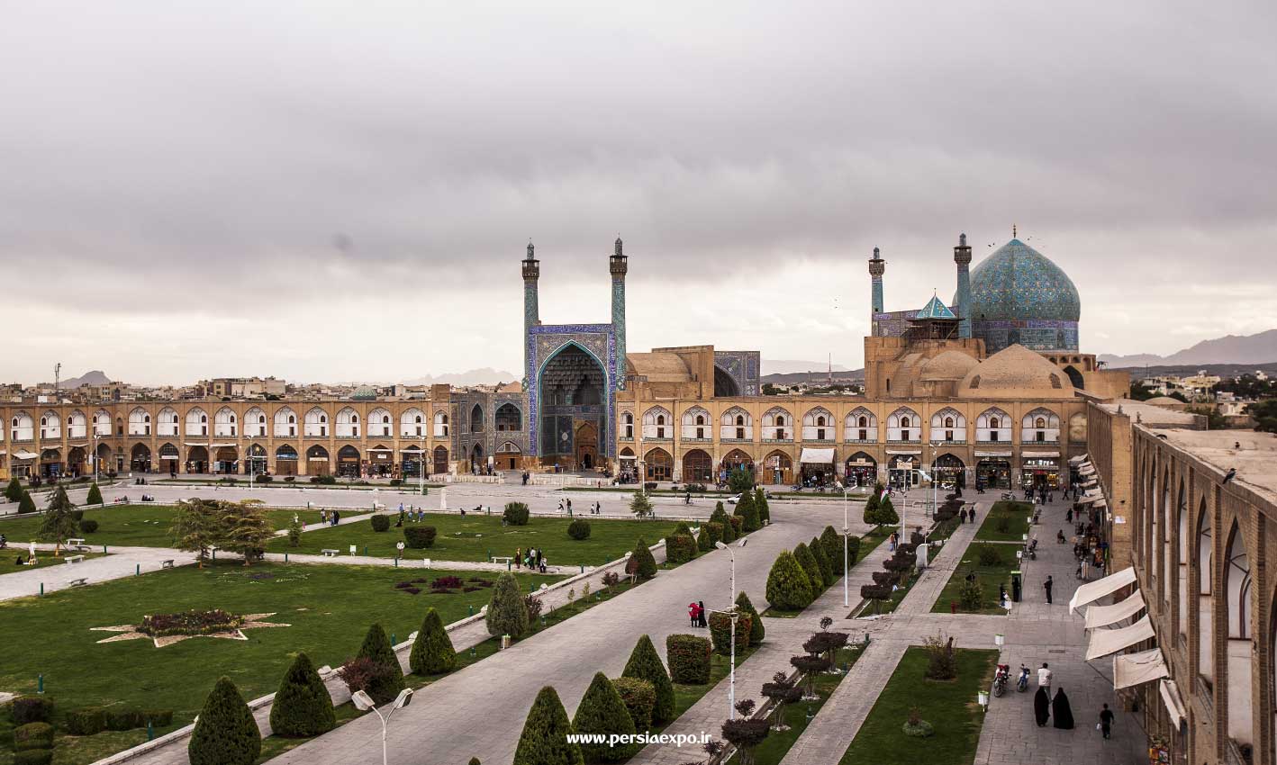 مسجد عباسی، امام اصفهان