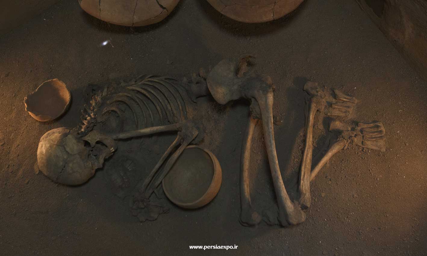 موزه تپه هگمتانه موزه تپه هگمتانه